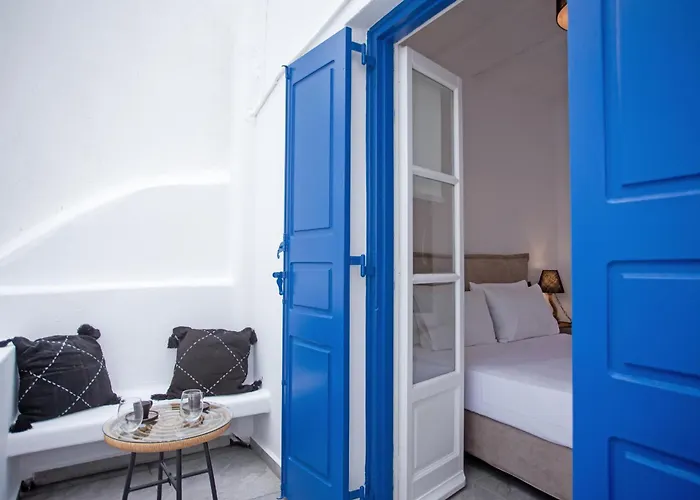 Athena΄s Residency / *